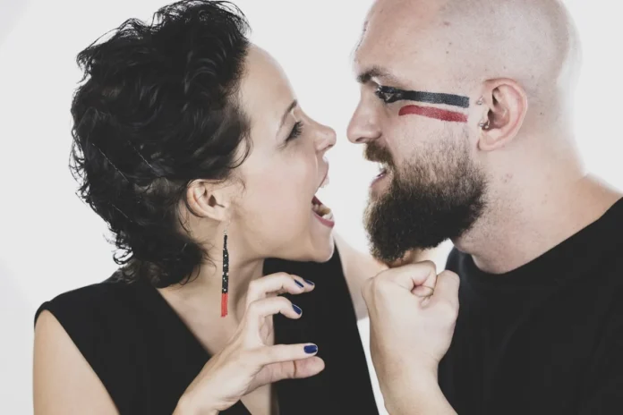 How does a bipolar husband treat his wife? - Portrait of a couple in love